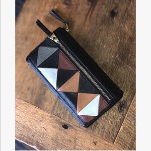 Fossil Patch Leather Wallet